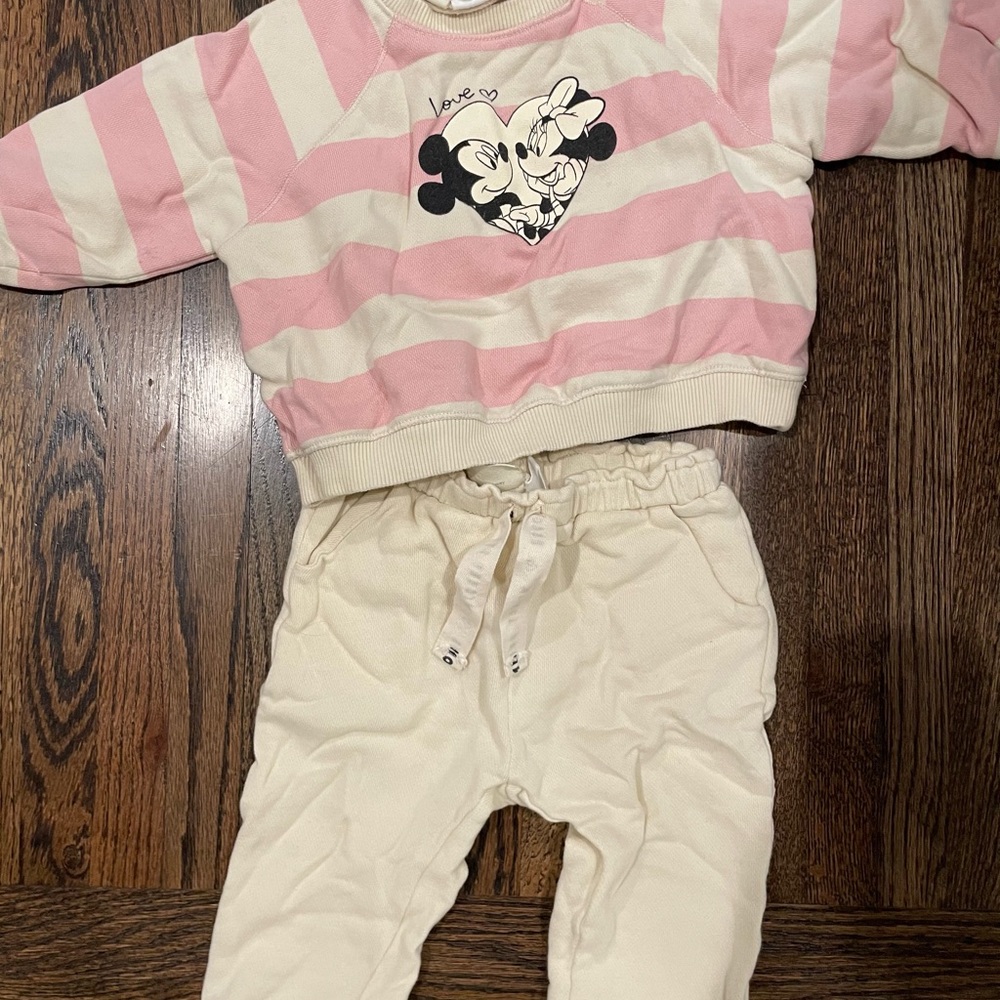 Zara Minnie Mickey Set